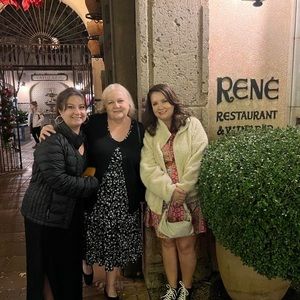 Meet your Posher, Kim